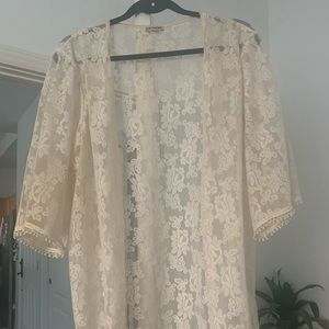 Express Lace Kimono